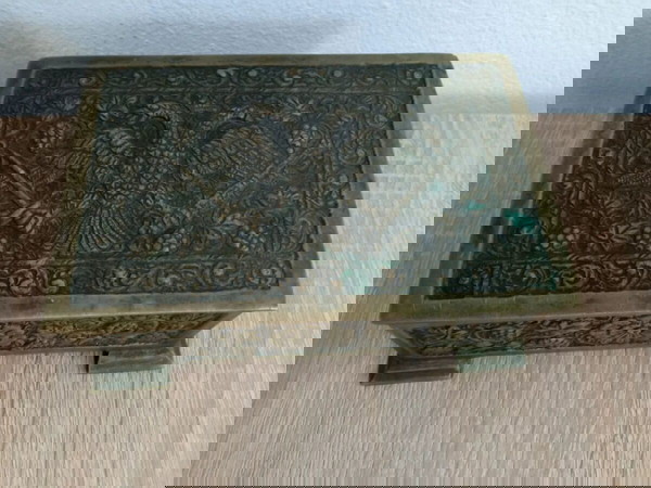 Παλιά Μπρούτζινη Κοσμηματοθήκη Κουτί με Βυζαντινό Δικέφαλο Αετό, Παγώνια, Λουλούδια