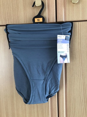 Σλιπάκια Marks & Spencer καινούργια, πακέτο 3, νούμερο 10 Medium