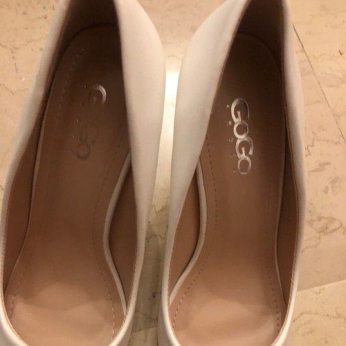 GoGo Shoes white pointed pumps size 38 new