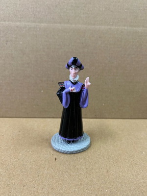 Applause Disney The Hunchback of Notre Dame Frollo figure like new