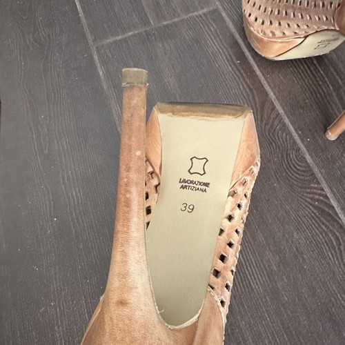 Tsakiris Mallas high ankle boots camel, like new, size 39