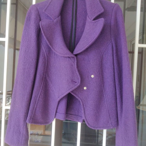 Woolen women's short jacket purple like new, size small