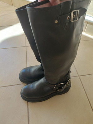 Scotch & Soda black boots like new, size 39