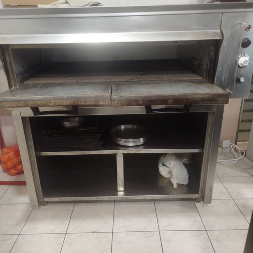 Pizza oven 6-position used, fully functional