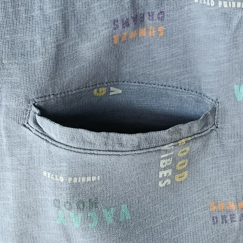 Zara kids shorts size 9-10, like new, grey with prints