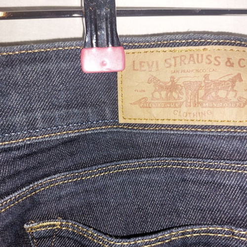 Levi's women's jeans no28 like new, blue-black