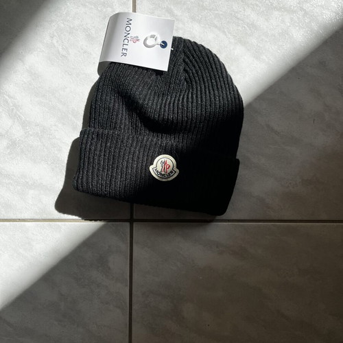 Moncler Black Ribbed Beanie New