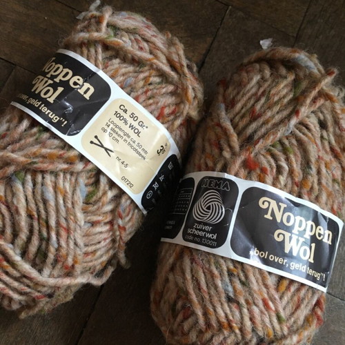 100% Wool Yarn, 50g, 50m, pack of 2