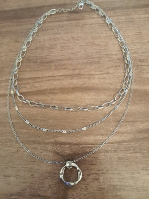 Silver necklace like new from Shein