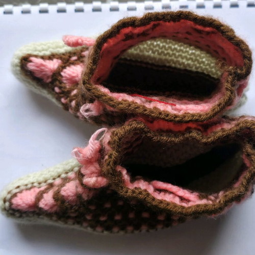 Handmade wool socks new, size 35-36, brown and pink