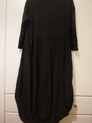 Long dress medium used, black
