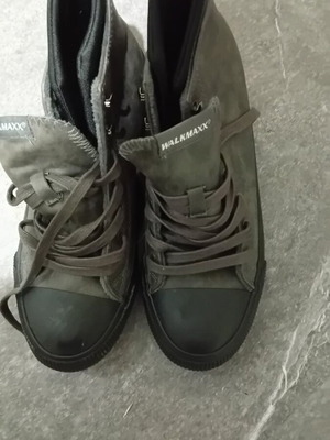 Зимни топли обувки Walkmaxx нови, размер 39, сиви