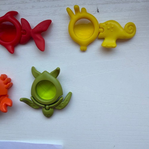 Kinder Surprise 2015 Figures Collection Ocean Magnifying Glasses used