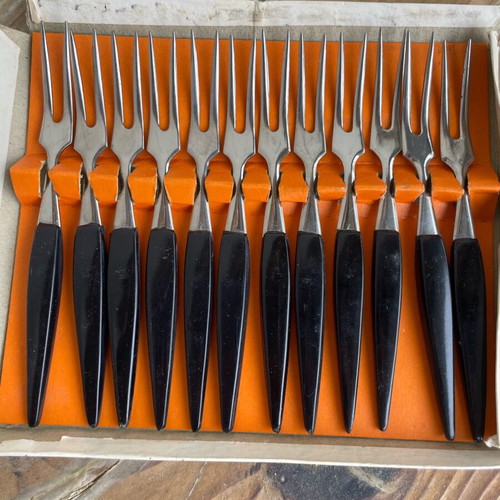 Vintage cocktail forks set of 12 like new, stainless steel with plastic handle