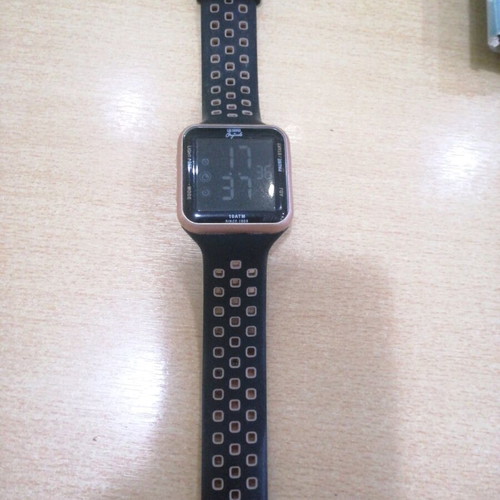 Lee Cooper watch used