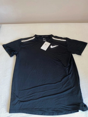 Nike reflective t-shirt new, black, XL