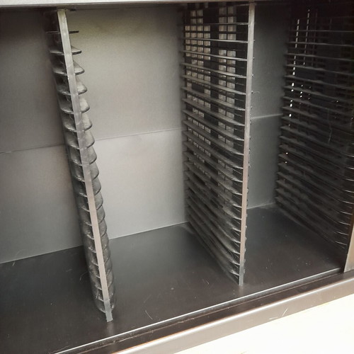 Ράφι για 80 CDs μεταχειρισμένο, πλαστικό, 60x80εκ