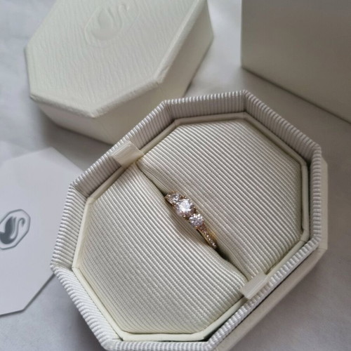 Swarovski Stilla Attract ring new, size 55, gold color