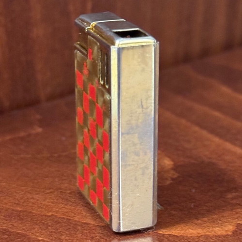 Mini Maxi Lady Lighter used