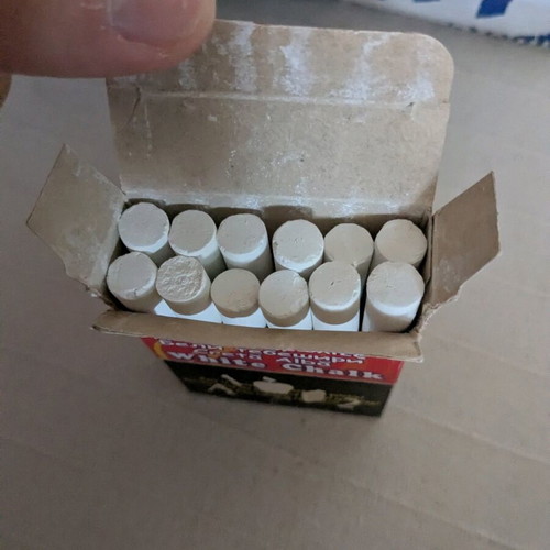White chalk like new, pack of 12 pieces
