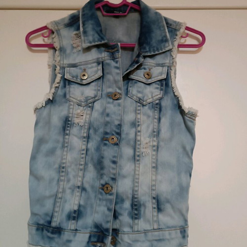 Tally Weijl sleeveless jacket like new, blue denim with rips