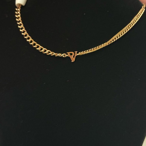 Paul Valentine 2 necklaces and matching bracelets new
