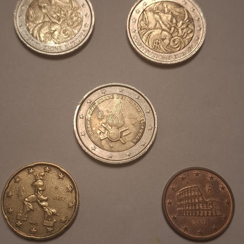 Italian commemorative euro coins like new