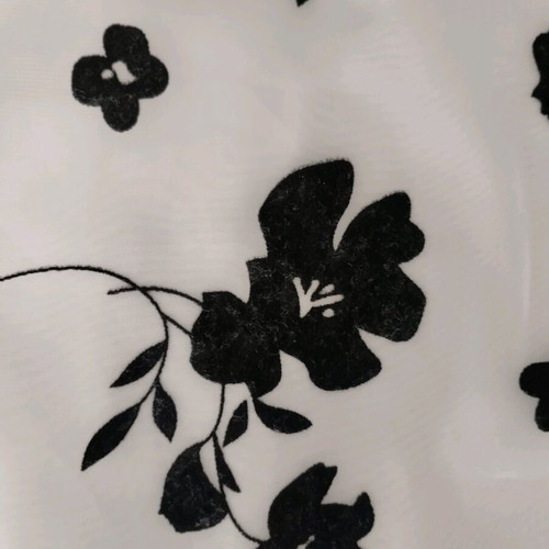 Floral short-sleeve shirt Shein like new, size M, beige with black flowers