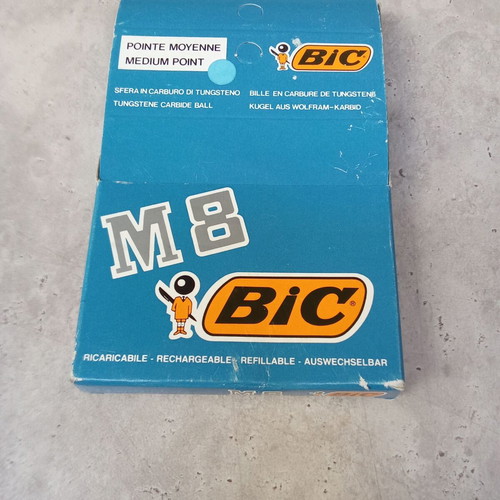 Bic M8 pen box used, 1980s display case