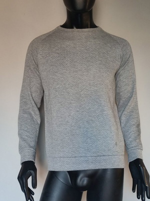 Pull & Bear men's grey sweatshirt with embossed quilted chevron design