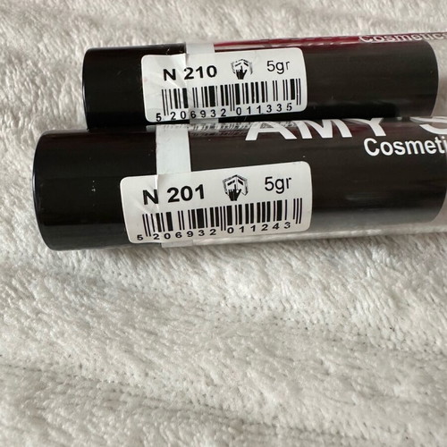 Amy’s Satin Lipstick No 201+210 new