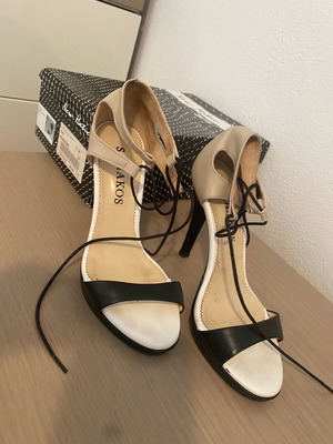 Sandals size 37 like new