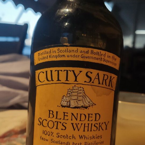Catty Sark 1970-80 sealed whisky bottle like new
