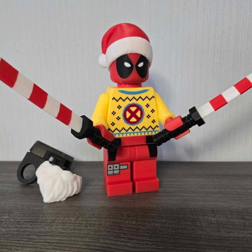 Deadpool figure in Christmas mood 15cm new