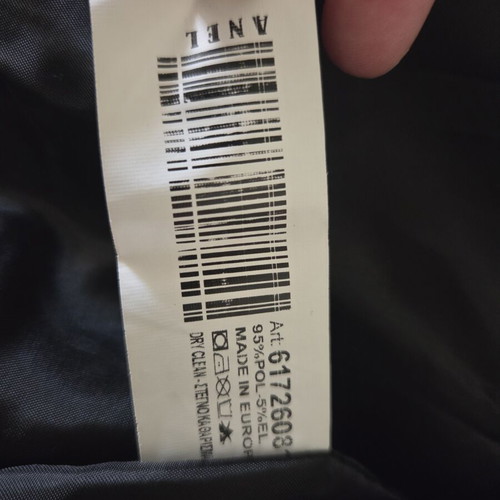 Bomber jacket Anel black, like new, missing third button