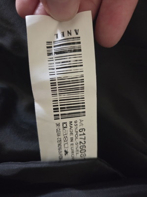 Bomber jacket Anel black, like new, missing third button