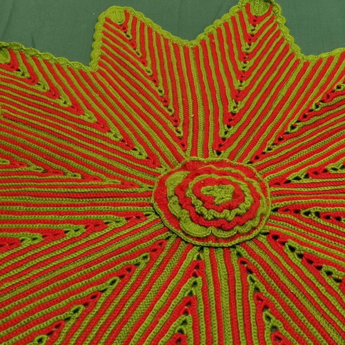 Decorative knitted star-shaped used, 1950s era