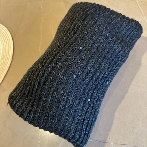 H&M loop scarf like new with shine and sequins