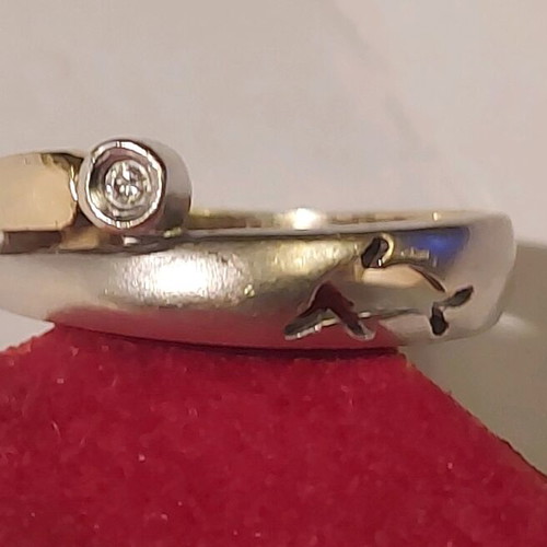 14K gold ring with diamond and cut-out dolphin bicolor, new