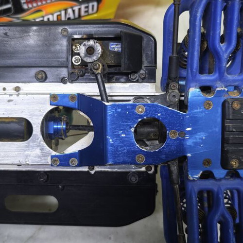Team Associated MGT 8.0 RC car for repair or parts