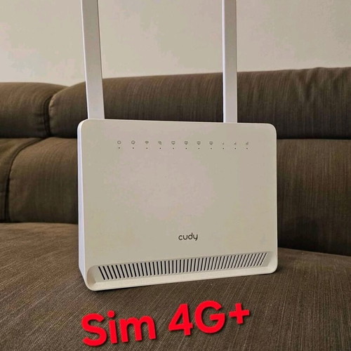 Cudy LT700v 4G+ router like new with sim card slot