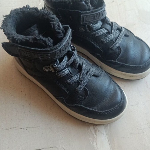 Children's boots with fleece lining size 28 H&M like new, black