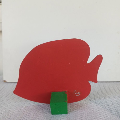 Decorative Fish painting on metal new, wooden base