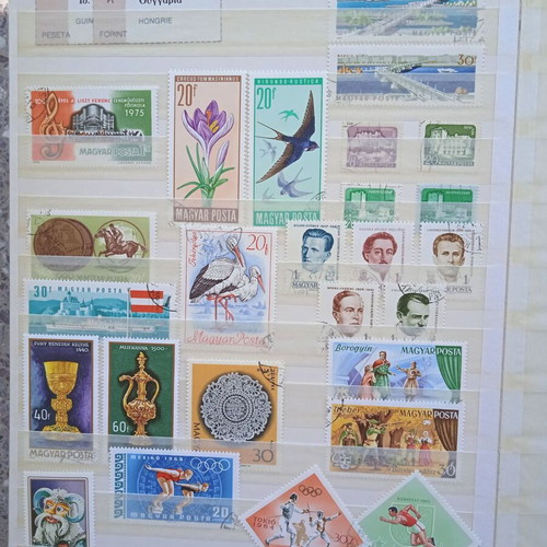 Stamps new, 500 from 6 countries