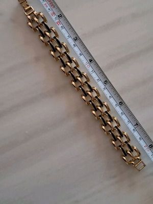 Wide bracelet like new