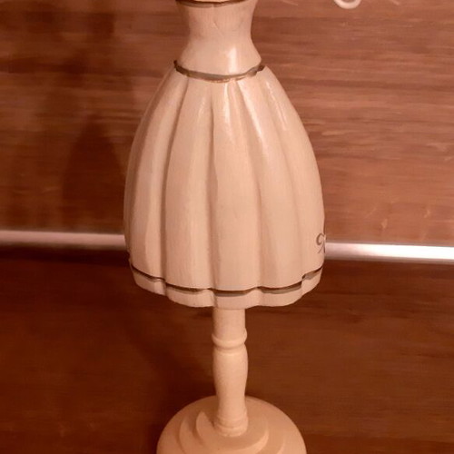 Jewelry doll stand like new, wooden