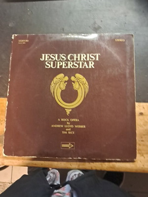 Jesus Christ Superstar rock opera vinyl used, good condition with minor scratches
