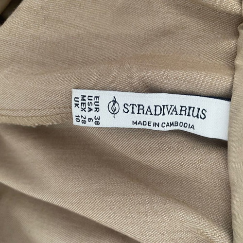 Stradivarius pants and Zara T-shirt like new, size medium