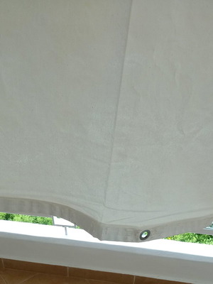 Τεντοκουρτίνα μεταχειρισμένη λευκή 3.9x1.8 μέτρα με κορδόνι και κρίκους