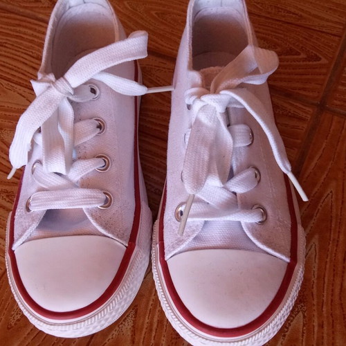 White starakia sneakers size 30 like new, unused